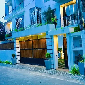 Motel 8 Luxury, Negombo